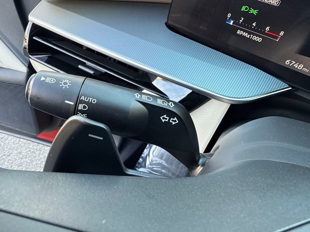 Used 2025 Nissan Murano Platinum image 29