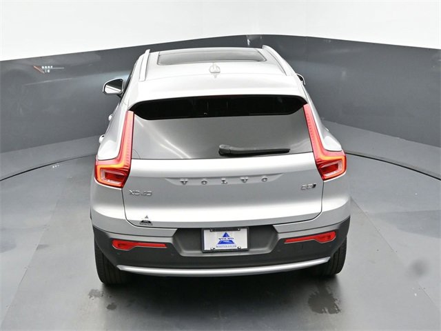 Used 2024 Volvo XC40 B5 Plus w/ Climate Package image 47
