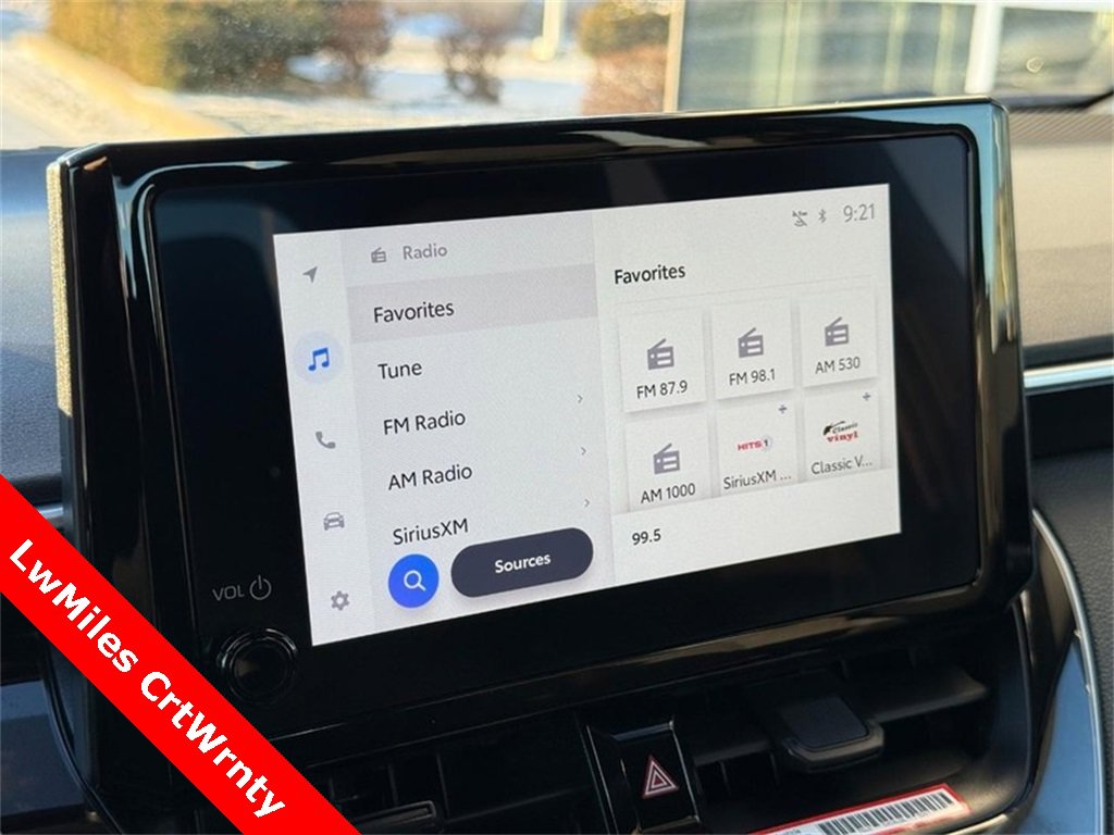 Used 2025 Toyota Corolla SE image 23