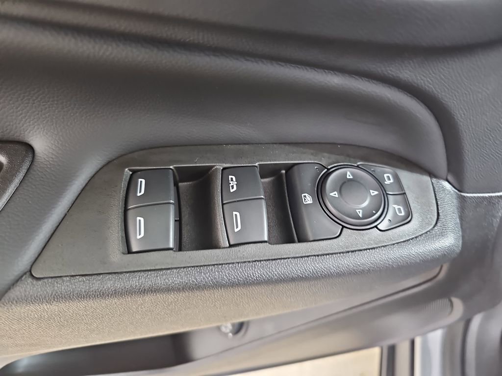 Certified 2024 Chevrolet Equinox LT w/ LPO, Floor Liner Package image 33