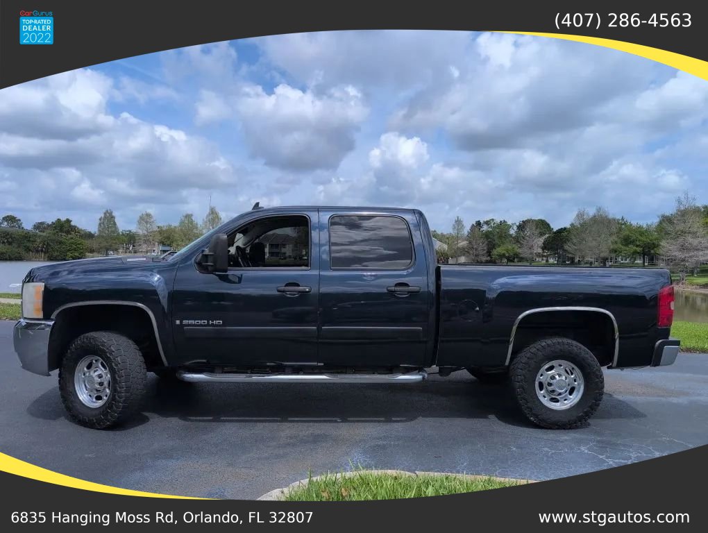Used 2007 Chevrolet Silverado 2500 LT RWD image 2