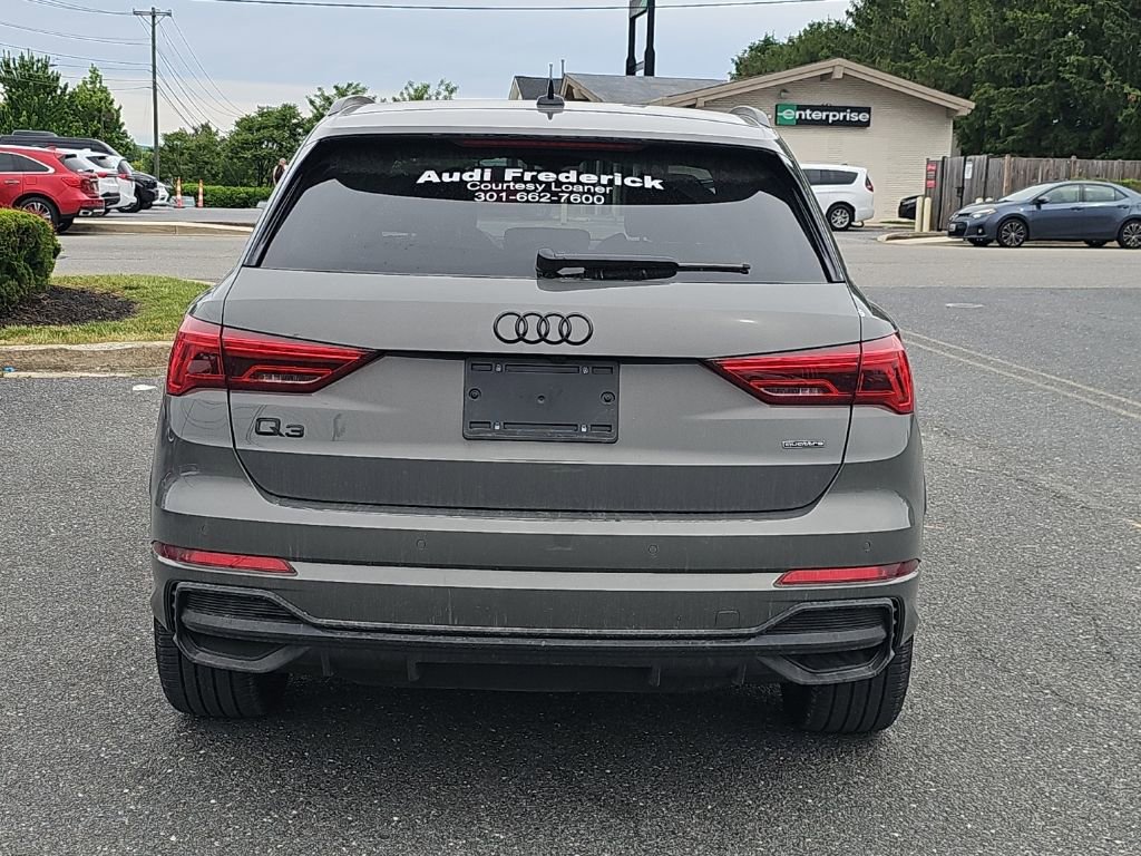 Certified 2025 Audi Q3 2.0T Premium w/ Convenience Package AWD/4WD image 14