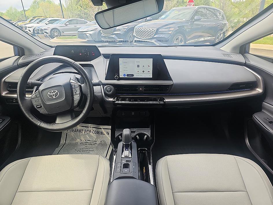 Used 2024 Toyota Prius XLE image 31