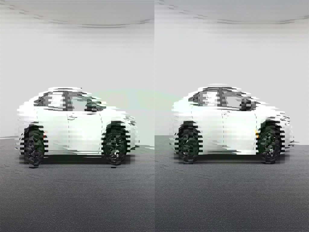 New 2026 Toyota Prius LE image 27