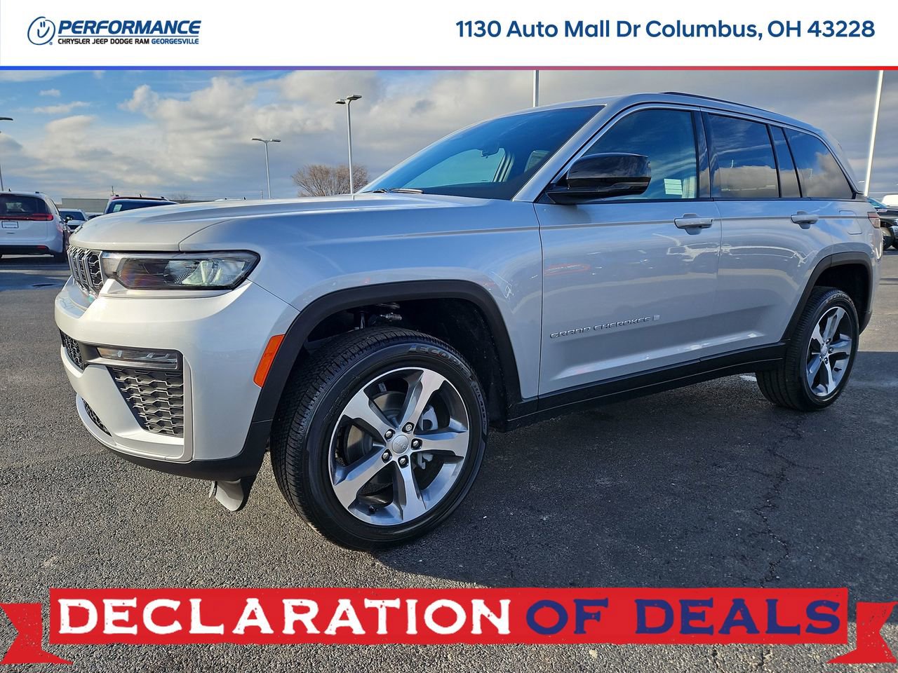 New 2026 Jeep Grand Cherokee Limited AWD/4WD image 3