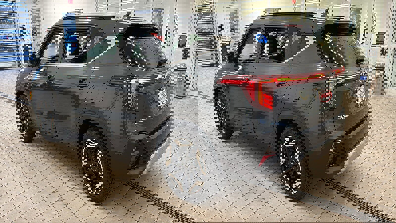 Used 2024 Kia Seltos SX w/ SX Sunroof Package image 7