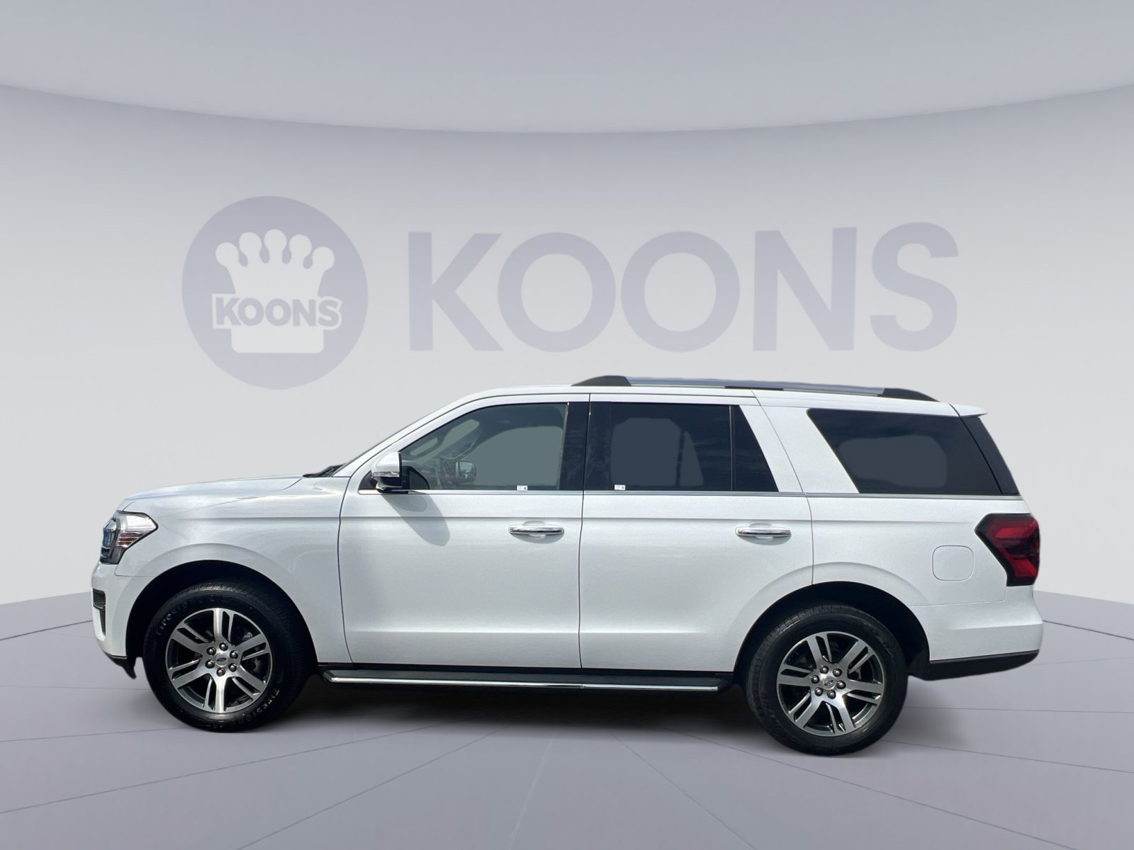 Certified 2023 Ford Expedition Limited image 2