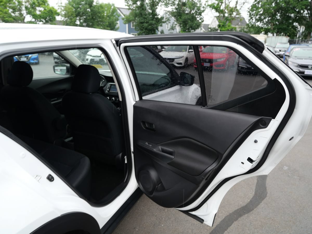 Used 2023 Nissan Kicks S FWD image 34