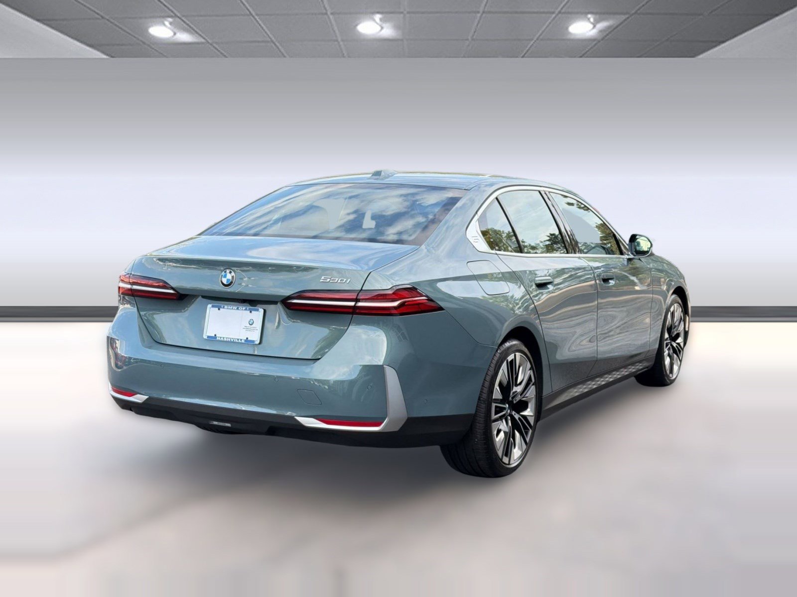 Certified 2025 BMW 530i RWD image 9