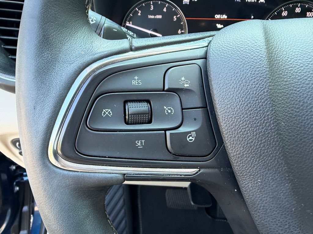 Used 2023 Buick Envision Essence AWD/4WD image 22