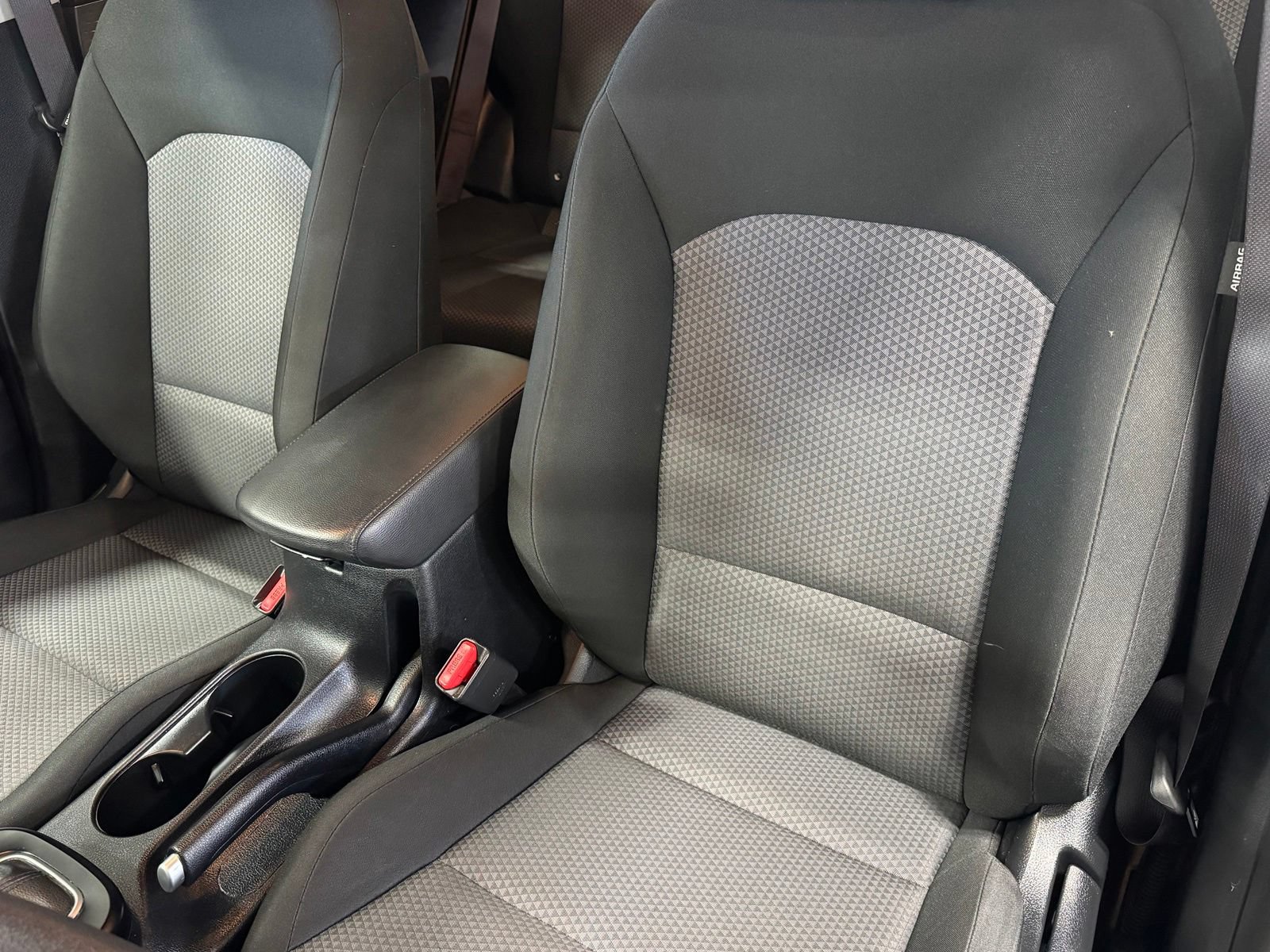 Used 2024 Kia Soul LX w/ Option Group 015 FWD image 31