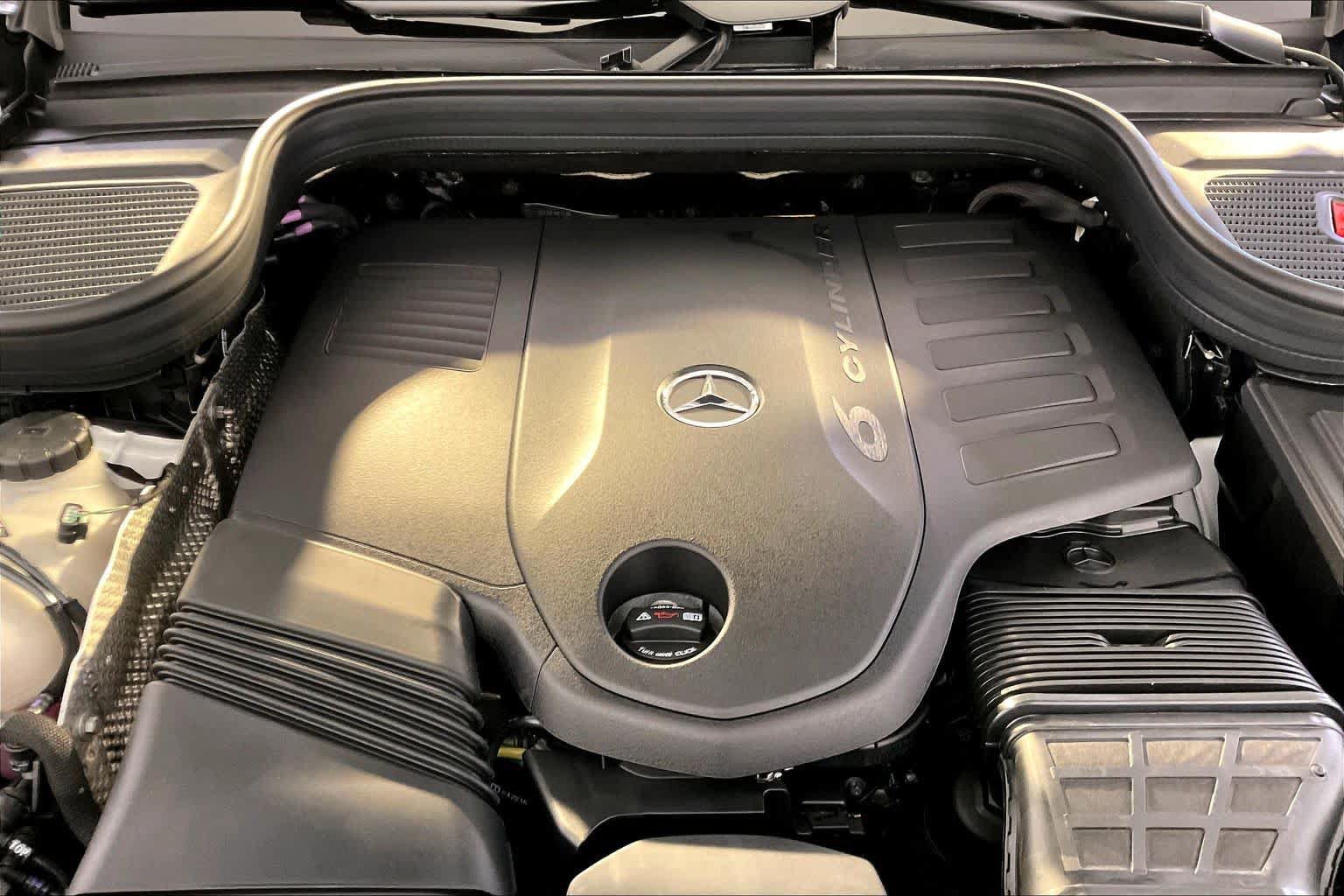 New 2027 Mercedes-Benz GLS 450 4MATIC image 14