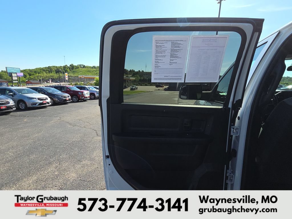 Used 2021 RAM 3500 Tradesman w/ Chrome Appearance Group AWD/4WD image 27