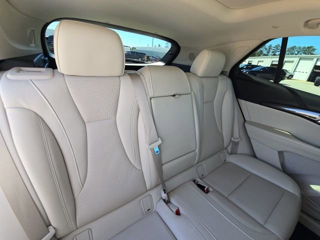 Used 2021 Buick Envision Essence w/ Technology Package I image 15