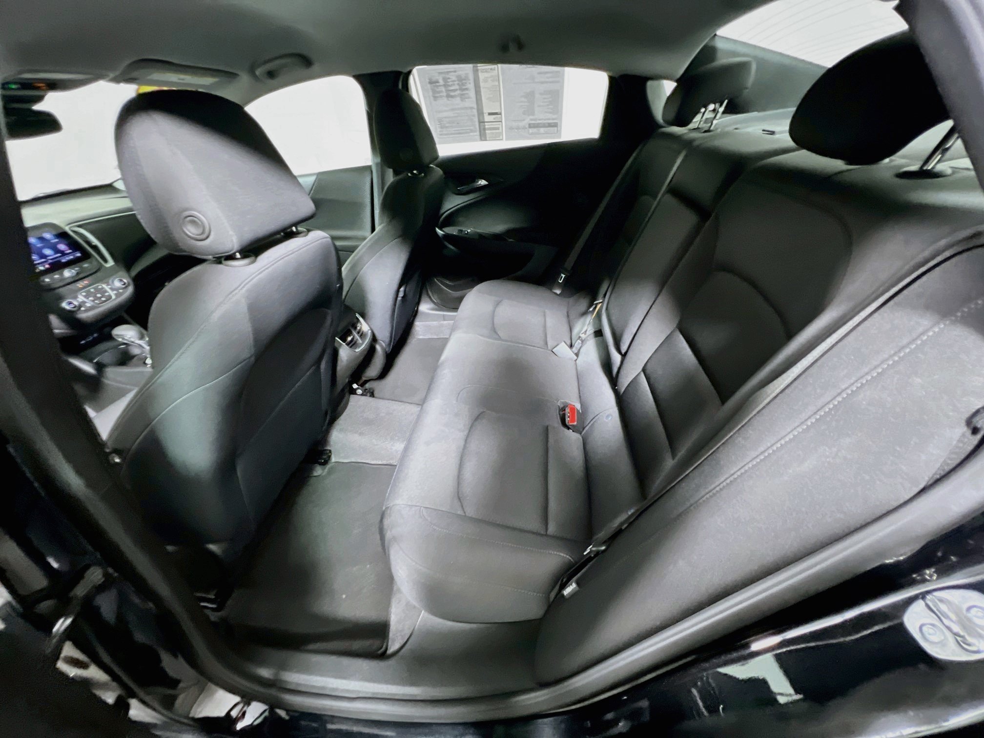 Used 2025 Chevrolet Malibu LT FWD image 29