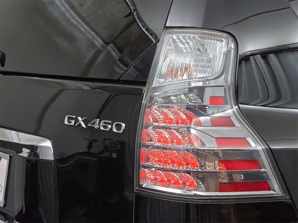 Used 2016 Lexus GX 460 image 36