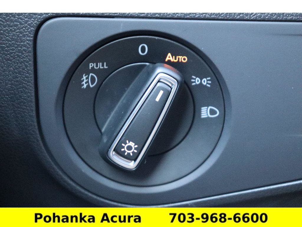 Used 2021 Volkswagen Tiguan SEL image 14