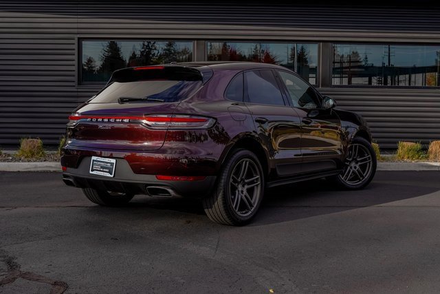 Used 2021 Porsche Macan image 30