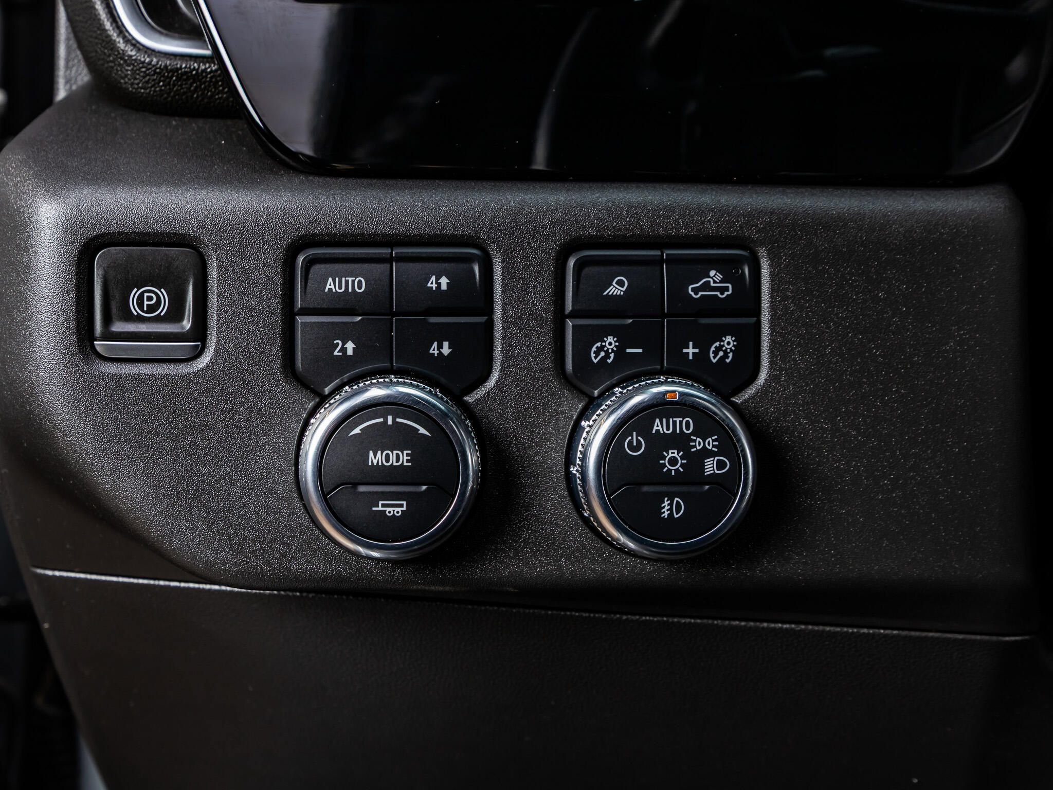 Used 2023 GMC Sierra 1500 Elevation w/ Elevation Premium Package AWD/4WD image 18