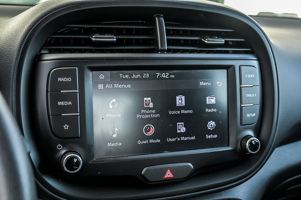 Used 2022 Kia Soul LX w/ Technology Package FWD image 23