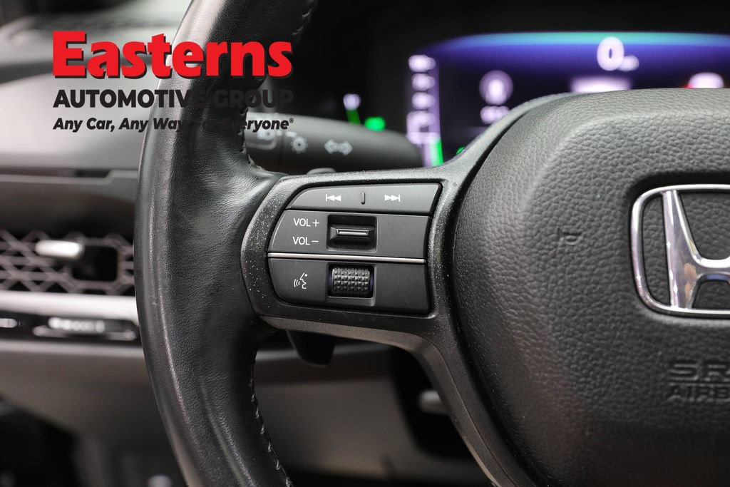 Used 2025 Honda Accord Sport image 15