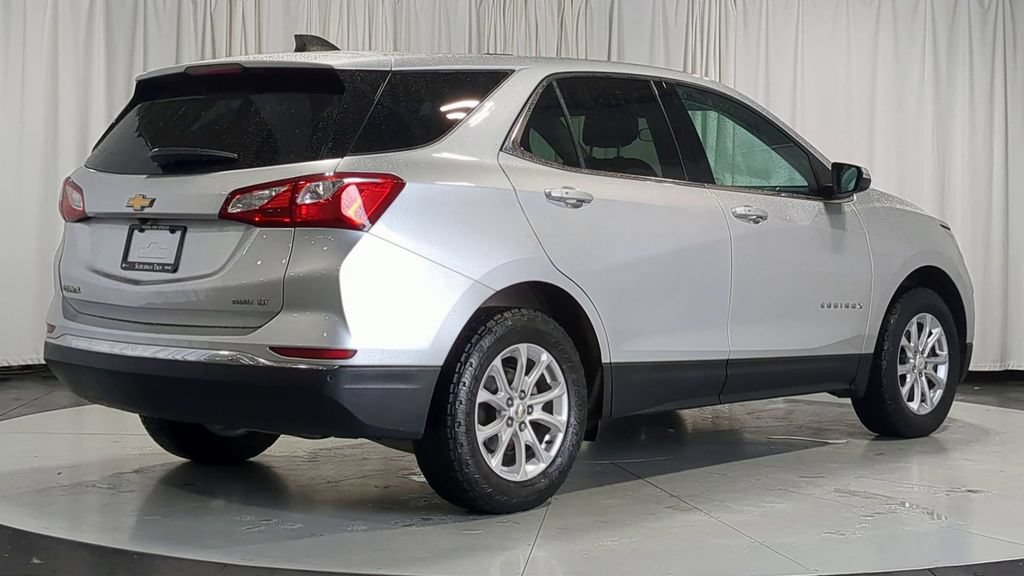 Used 2019 Chevrolet Equinox LT w/ Driver Convenience Package AWD/4WD image 10