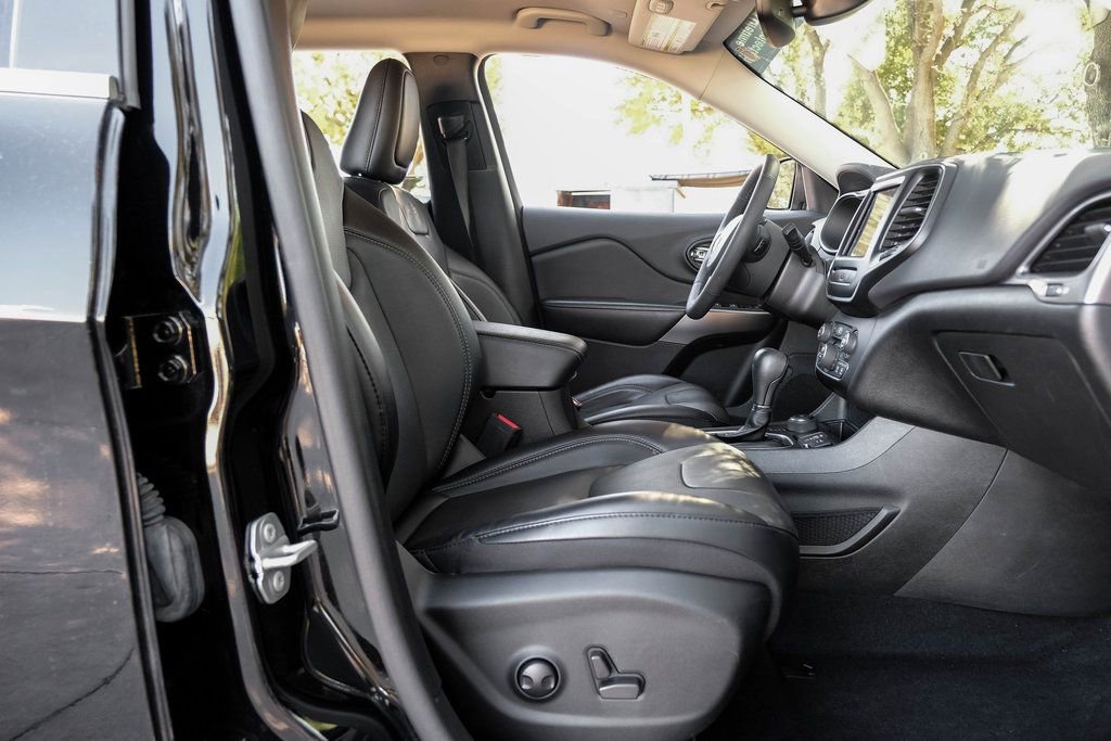 Used 2022 Jeep Cherokee Latitude Lux image 46