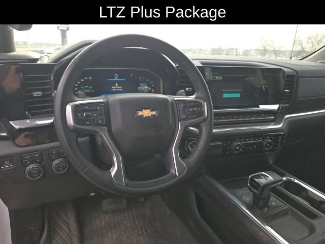 Used 2024 Chevrolet Silverado 1500 LTZ w/ LTZ Premium Package image 7