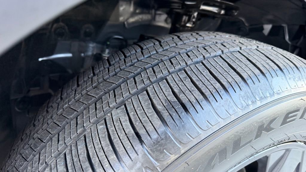 New 2026 Nissan Rogue SV image 12