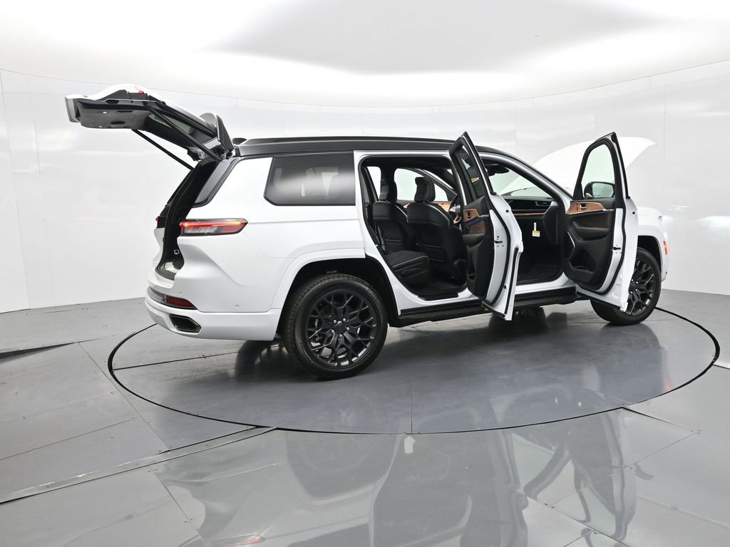 New 2025 Jeep Grand Cherokee L Summit image 33