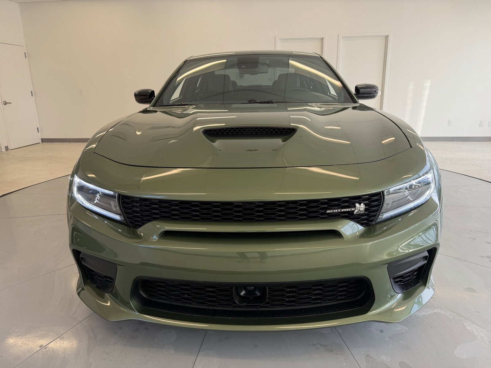 Used 2023 Dodge Charger Scat Pack image 2