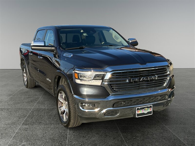 Used 2019 RAM 1500 Laramie AWD/4WD image 8