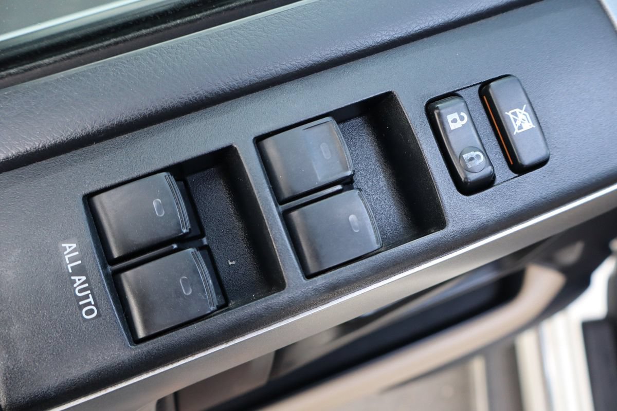 Used 2011 Toyota 4Runner Limited AWD/4WD image 28