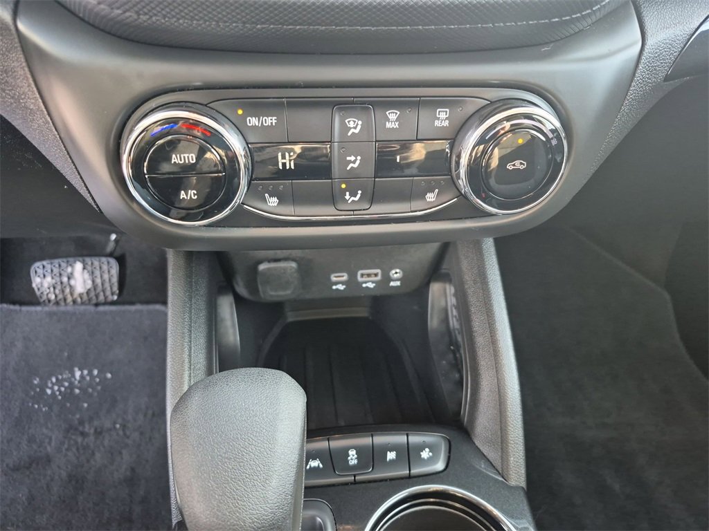 Used 2023 Chevrolet TrailBlazer LT w/ Convenience Package image 25