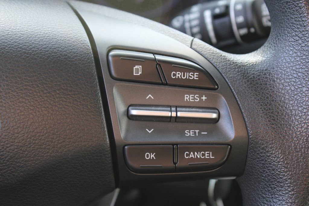 Used 2020 Hyundai Kona SE w/ Cargo Package FWD image 14