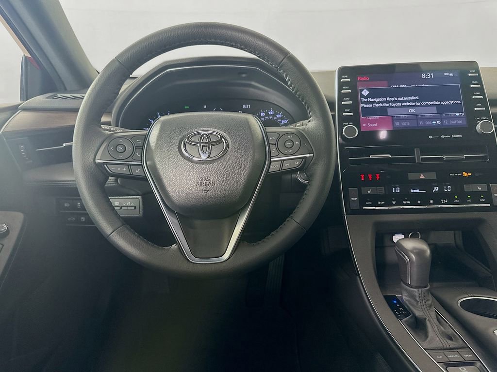 Used 2022 Toyota Avalon XLE image 21