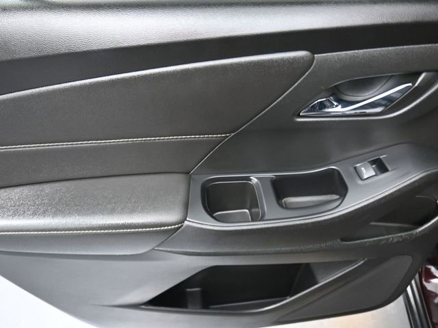 Used 2023 Chevrolet Traverse LT w/ LT Premium Package image 19