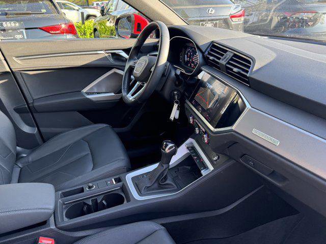 Certified 2022 Audi Q3 2.0T Premium Plus AWD/4WD image 27