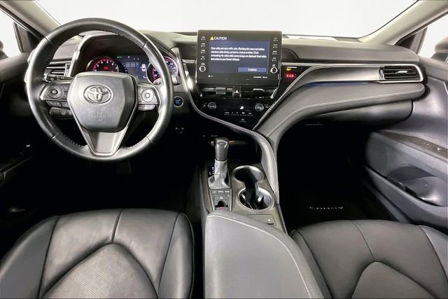 Used 2021 Toyota Camry XSE image 7