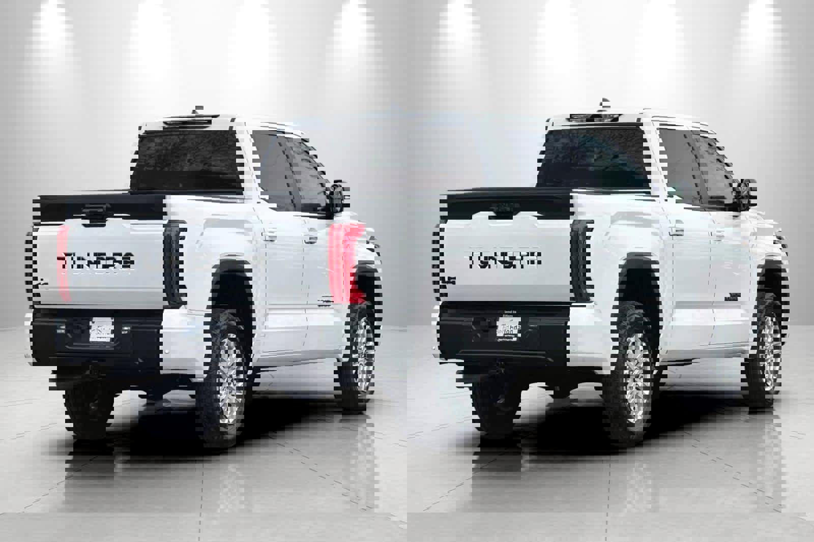 Used 2024 Toyota Tundra SR5 w/ SR5 Premium Package image 2