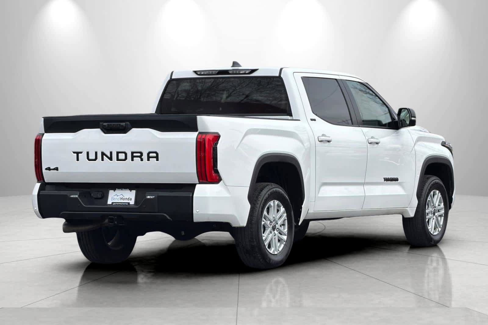 Used 2024 Toyota Tundra SR5 w/ SR5 Premium Package AWD/4WD video 2