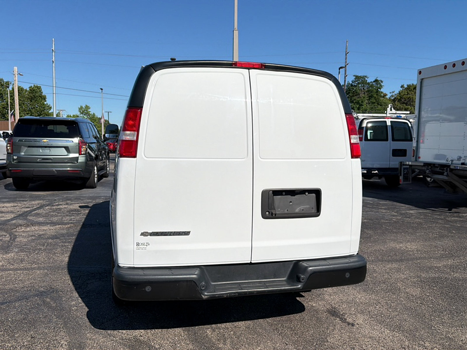 Used 2020 Chevrolet Express 3500 w/ Driver Convenience Package RWD image 6