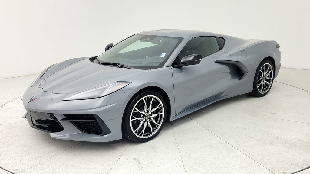 Used 2025 Chevrolet Corvette Stingray Preferred Cpe w/ Stealth Interior Trim Package image 4