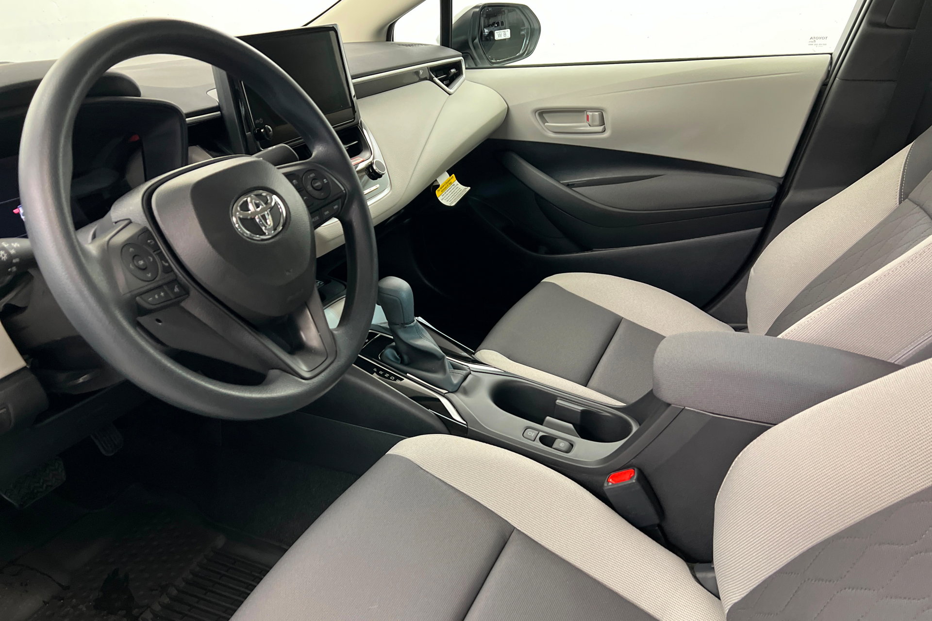 New 2026 Toyota Corolla LE image 15