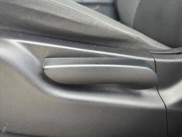 Used 2019 Jeep Grand Cherokee Laredo RWD image 29