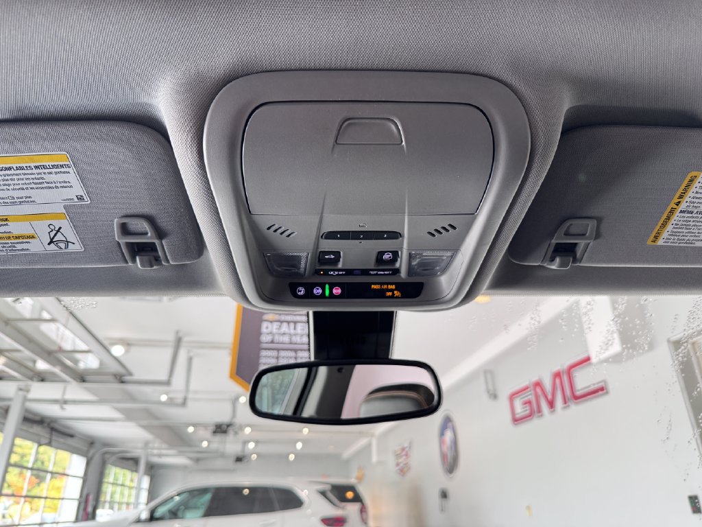 Certified 2024 GMC Terrain AT4 w/ Tech Package AWD/4WD image 26
