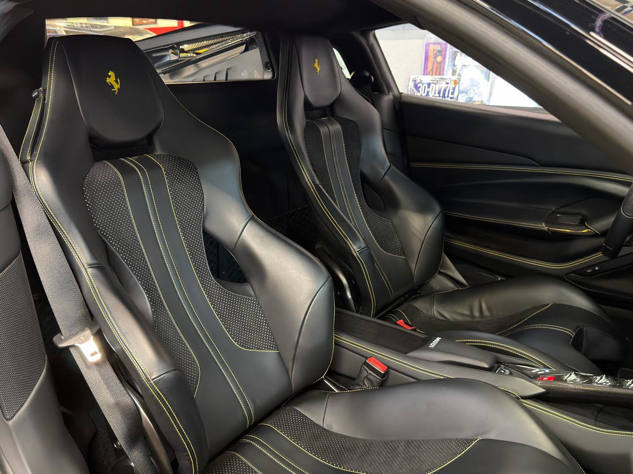 Used 2020 Ferrari F8 Tributo RWD image 29