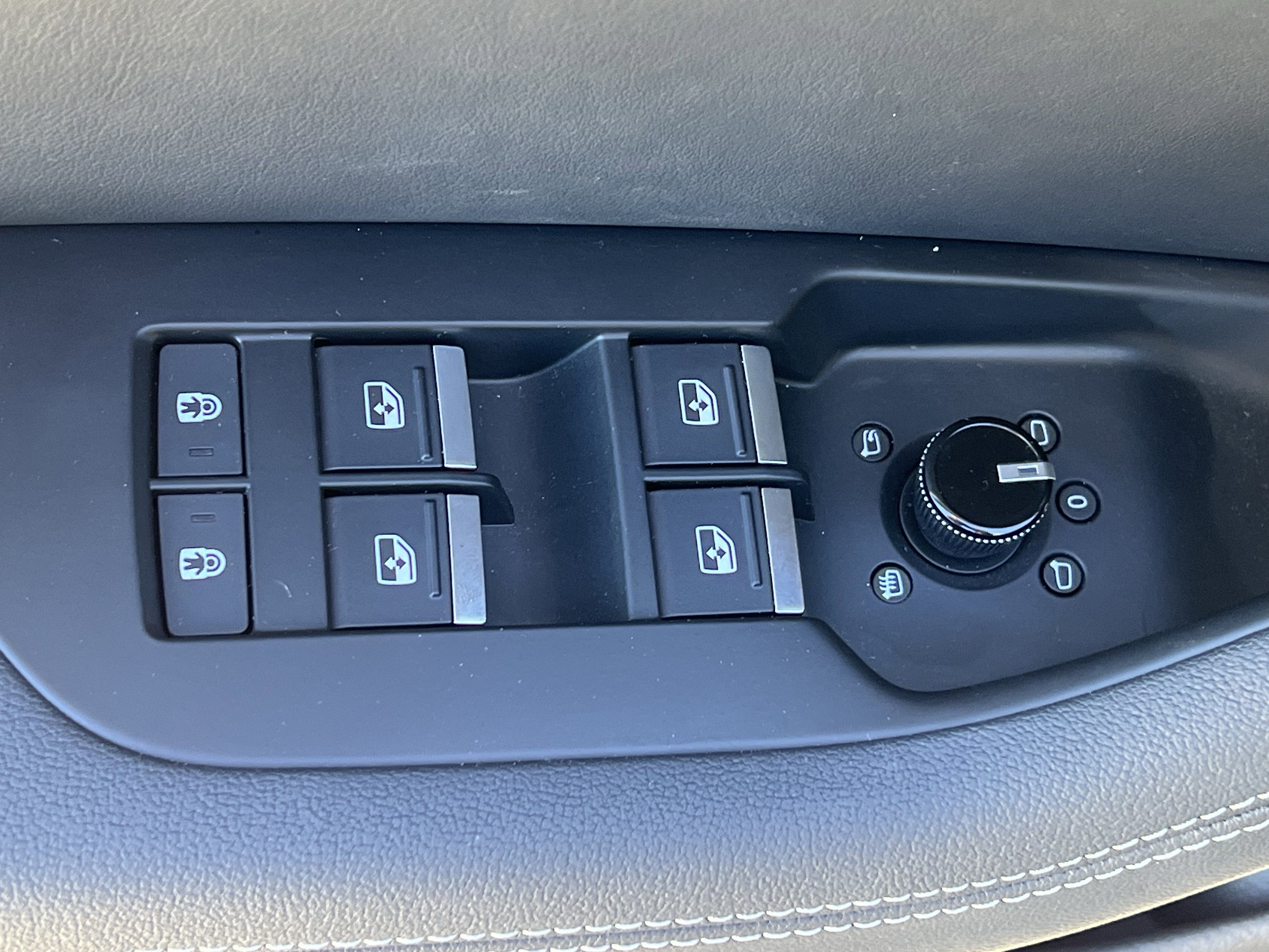 Used 2023 Audi A6 Premium Plus w/ Premium Plus Package image 15