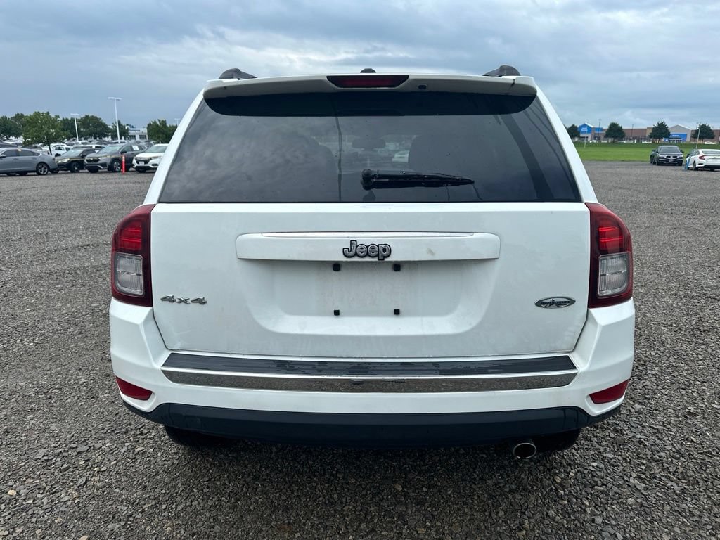 Used 2016 Jeep Compass High Altitude AWD/4WD image 11