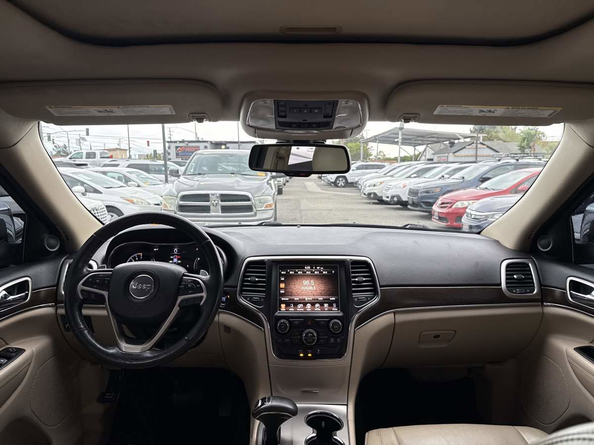 Used 2015 Jeep Grand Cherokee Limited RWD image 25
